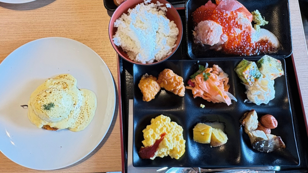 函館湯の川温泉 海と灯/ヒューイットリゾートの朝食、ブッフェレストラン月舟の画像