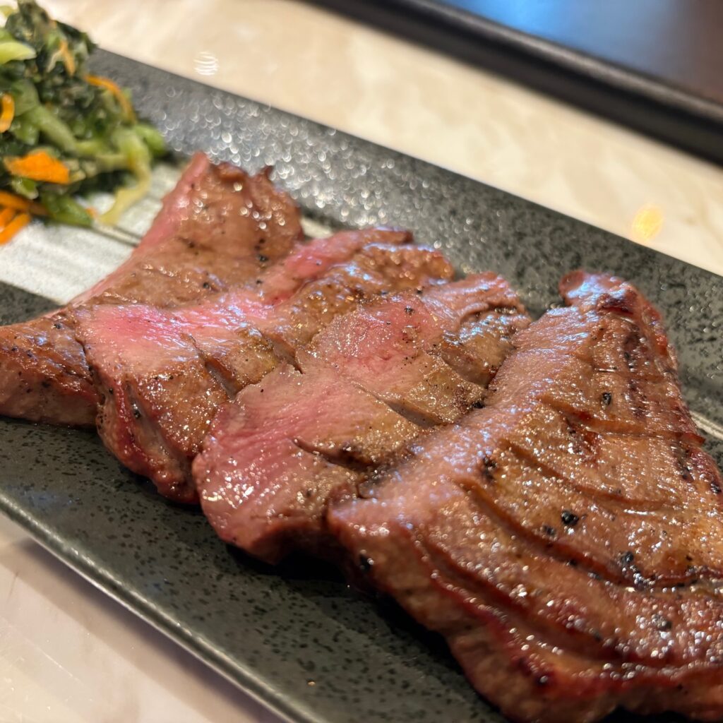 牛たん通りにある伊達の牛たん本舗の芯たんの画像