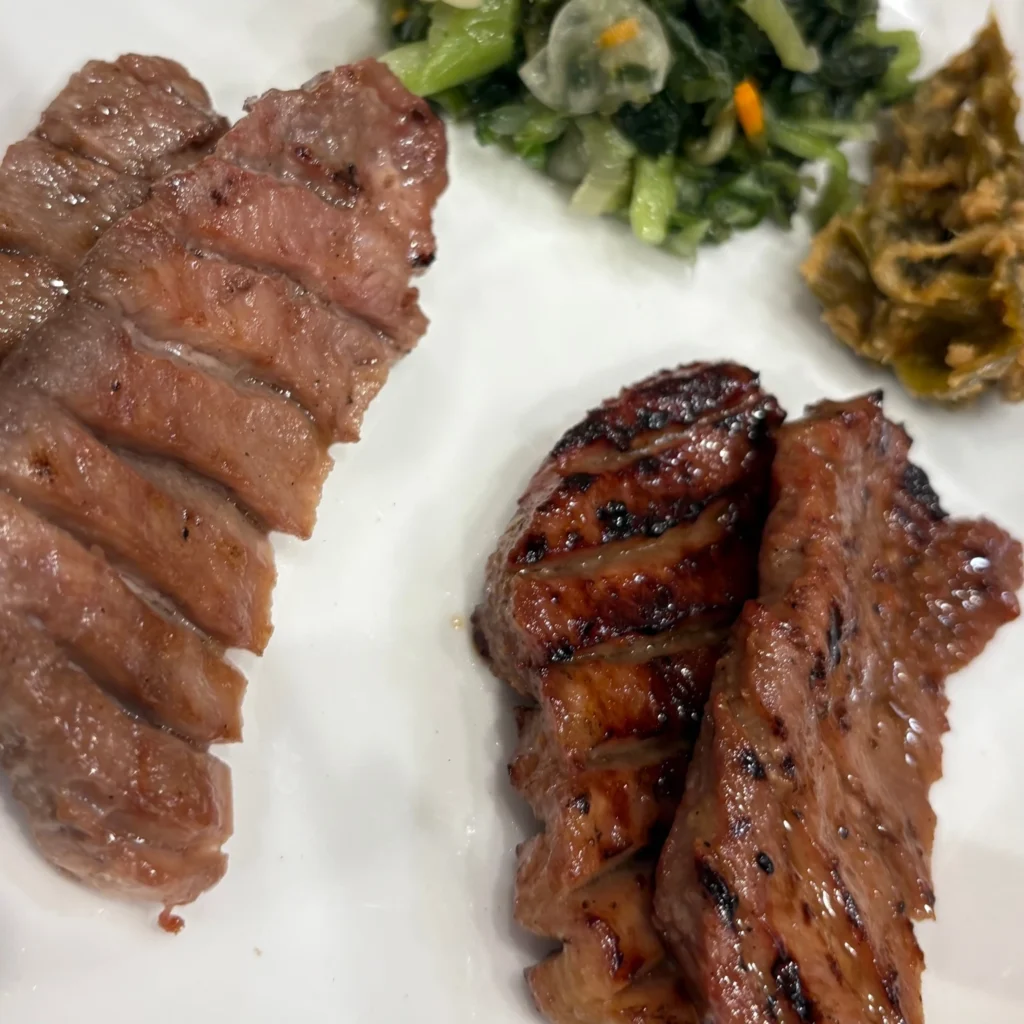 牛たん通りにある牛たん焼助の牛たん